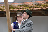 Maibaumaufstellen 1. Mai 2016