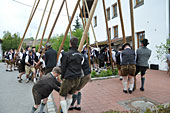 Maibaumaufstellen 1. Mai 2016